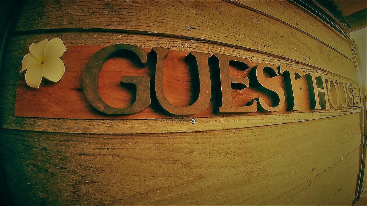 Guesthouse Nandeyanen - Hostel Okinawa Dış mekan fotoğraf